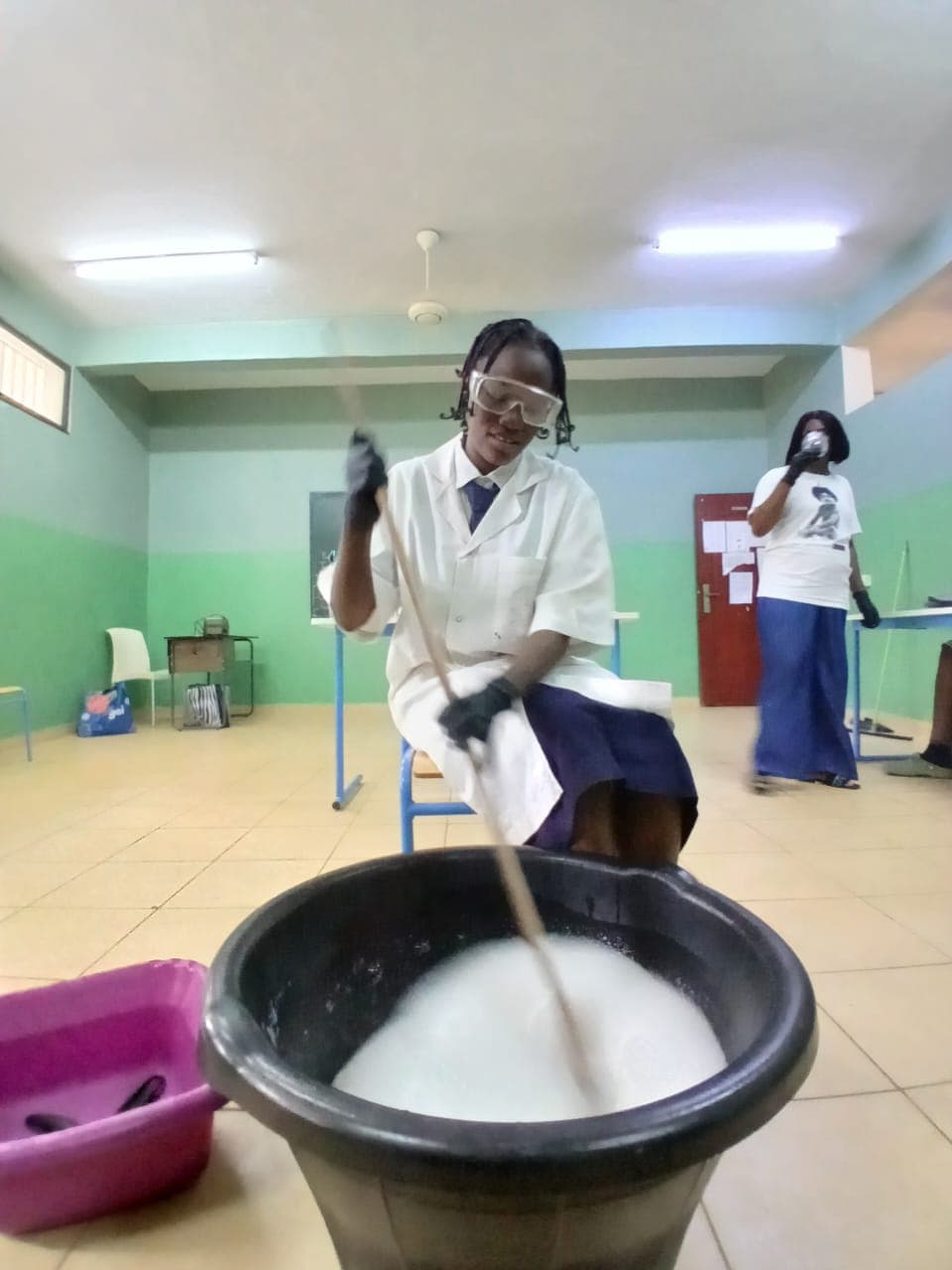 Photo 11 de la séance de saponification des élèves de 2de S
