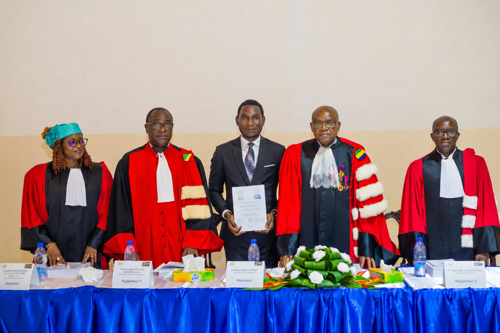 Premières soutenances de thèses à l’UIL-BJ : Le Docteur Le Roi Fumey Adje Pierre Adrick rejoint la promotion inaugurale