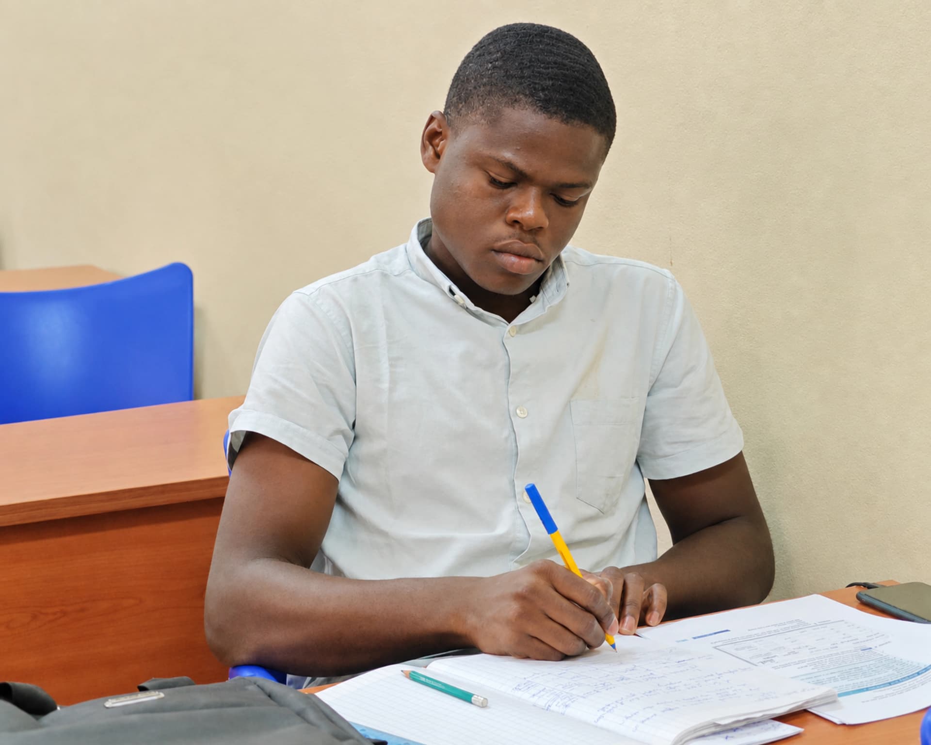 CONCOURS D’ENTRÉE AUX CYCLES INGÉNIEUR DE L’ÉCOLE POLYTECHNIQUE DE LIBREVILLE SESSION 2024-2025