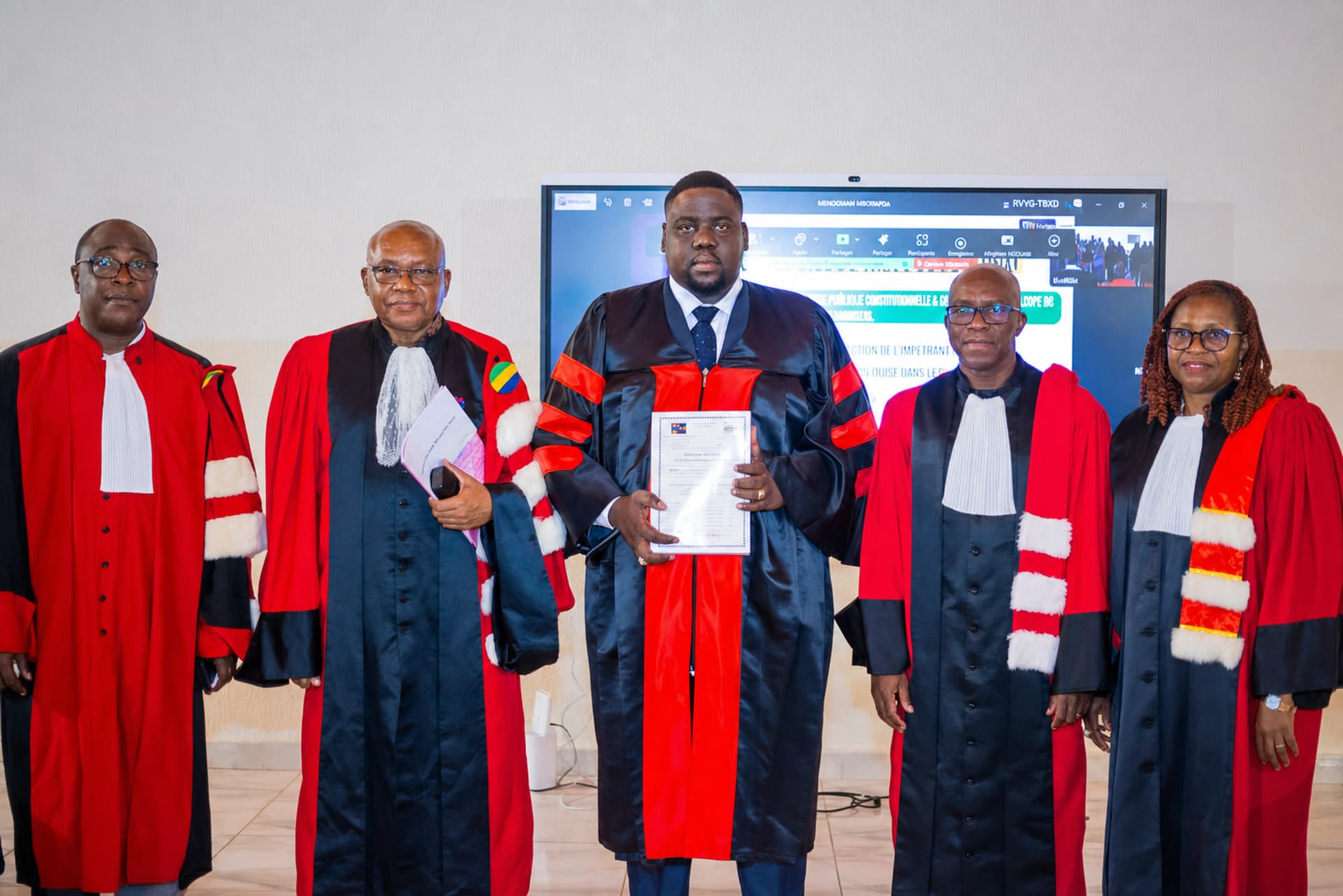 Le Dr BIBALOU KOUMBA Moïse Dan Glen, parmi les premiers docteurs de l’UIL-BJ